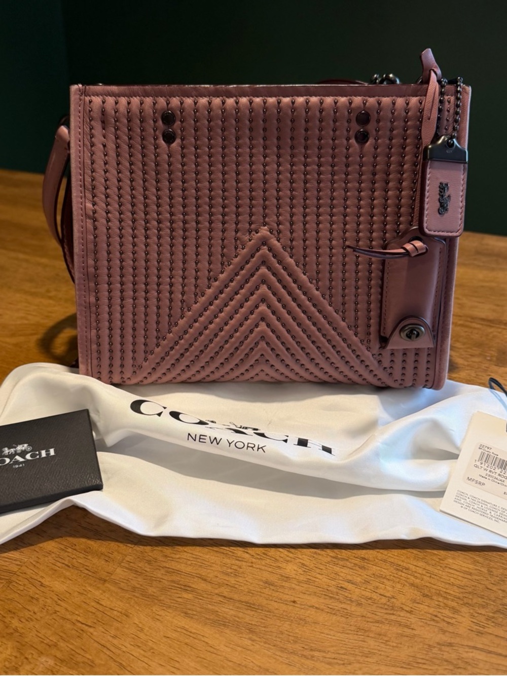 Coach 1941 Rogue 25 - Picture 6 of 6